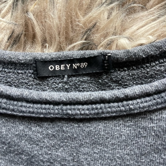 Obey sweatshirt, size medium, flowy - Picture 2 of 2
